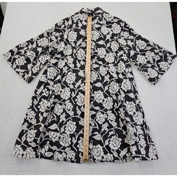 Newport News Overcoat Women's Size 12 Black White Floral Pockets Lined EUC - Picture 11 of 12